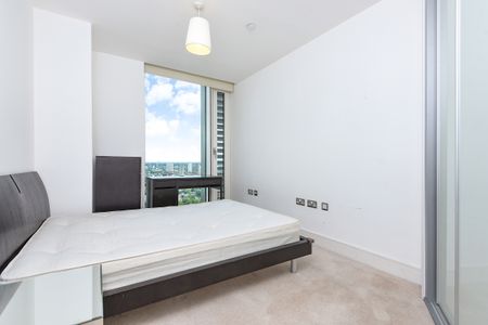 Surrey Quays Road, Surrey Quays, London, SE16 - Photo 3