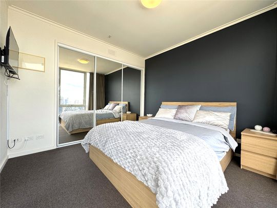 2611/63 Whiteman Street - Photo 1