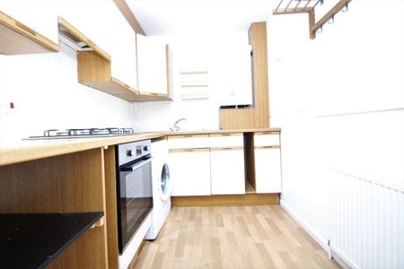 Chichester 1 bedroom flat to rent - Photo 2