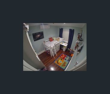 Quaint Renovated 3x1 with Lake Views - Photo 5