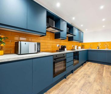 1 bedroom in a house share to rent - Photo 5