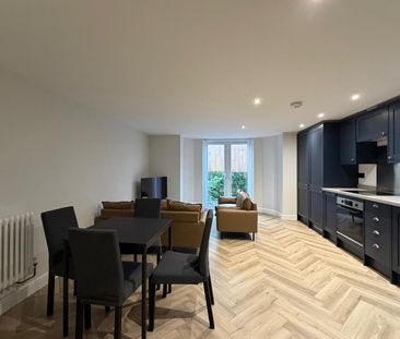 Burlington Place, Eastbourne - Photo 2