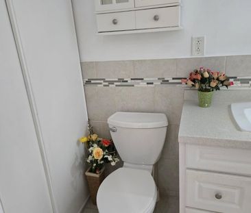 For Lease - 2 Lady Loretta Lane, Vaughan, Ontario - Photo 3