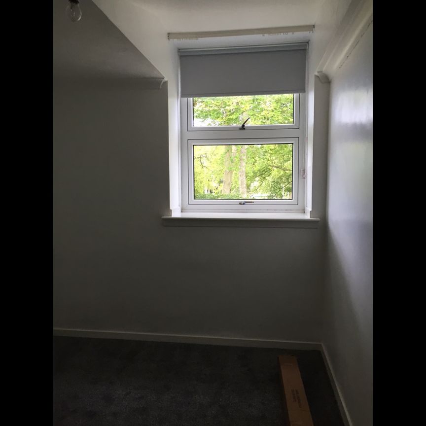 3 Bed Terraced House, Hazlehead Gardens, AB15 - Photo 1