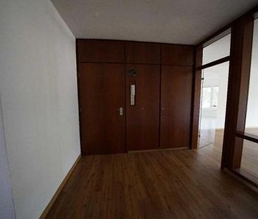 Ratingen-Ost: Helle 3-Zimmer-Wohnung mit Loggia und Garagen-Stellpl... - Photo 6