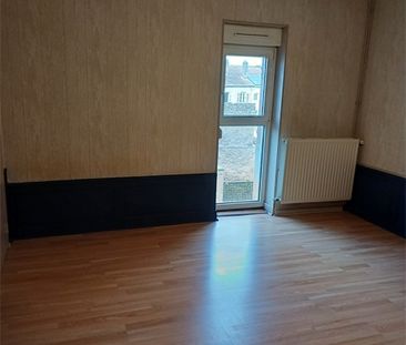 Location Appartement 5 pièces 112m² - Photo 2