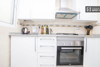 valencia, Valencian Community 46011