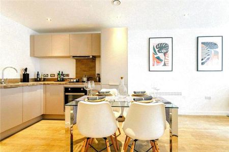 3 bedroom apartment to rent - Photo 5