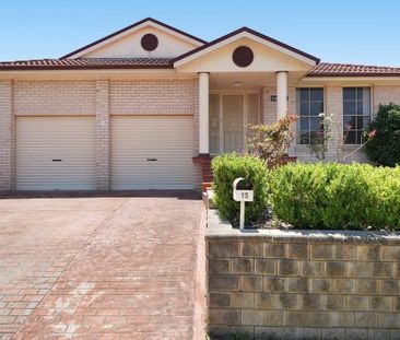 Discover your perfect family retreat, nestled in the heart of Casula! - Photo 4