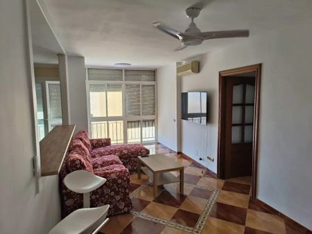 Paseo de los Tilos, Málaga, Andalusia 29006 - Photo 5