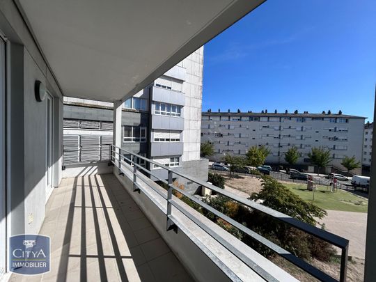 Location Appartement 4 pièces 89m² ANGERS 49100 - Photo 1