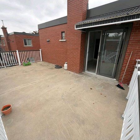 Logement à louer 5 et demi Haut de duplex St-Leonard - Photo 3