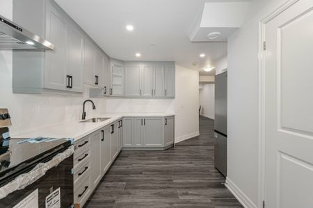 For Lease - 146 Rising Hill Ridge, Brampton, Ontario - Photo 4