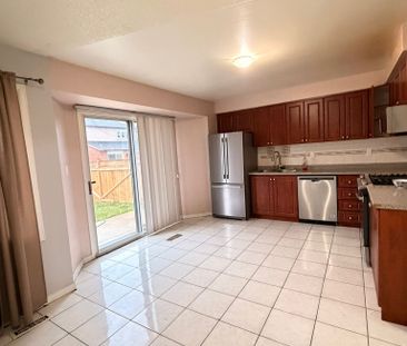 For Lease - 64 Woodside Court Unit# Upper, Brampton, Ontario - Photo 5