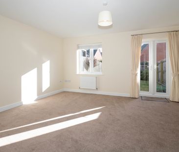 3 bedroom town house to let - Photo 5