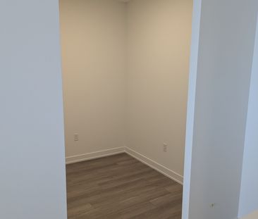 For Lease - 15 Skyridge Drive, Brampton, Ontario - Photo 4