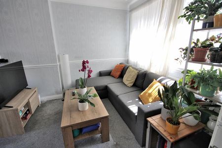 3 bedroom house to rent - Photo 2