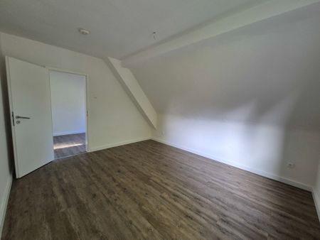 Ideal für Singles – Schicke Dachgeschosswohnung! - Photo 4