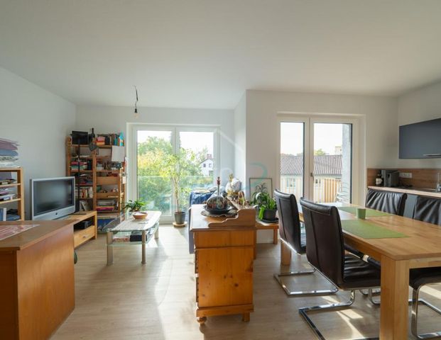 Moderne 2-Zimmer-Wohnung zum Wohlfühlen mit Balkon - Foto 1