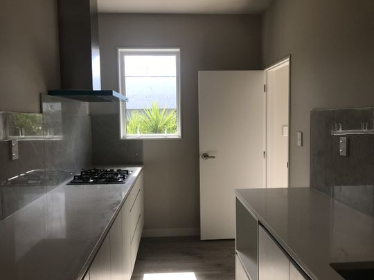 Property Management1A Harrowglen Drive, Northcross - House for Rent - Photo 1