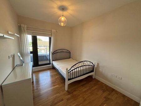 Staines Road West, Sunbury-on-Thames, Surrey, TW16 - Photo 5