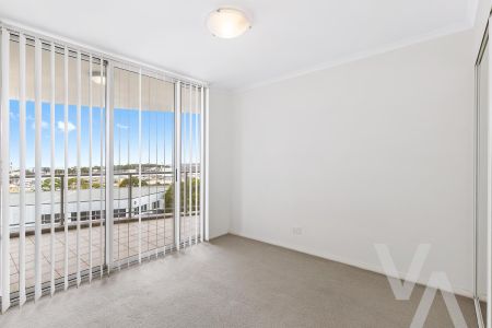 504/316 Charlestown Road - Photo 2