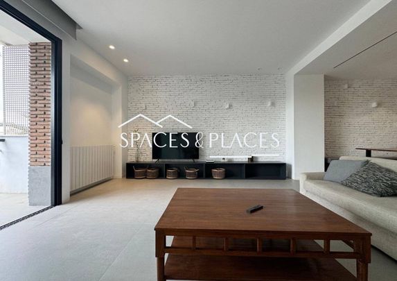 3 room luxury Apartment for rent in Valencia, Spain - Photo 1