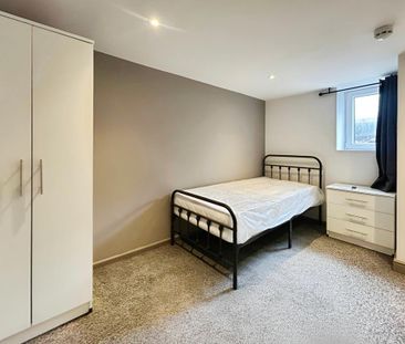 5 bedroom house to rent - Photo 4