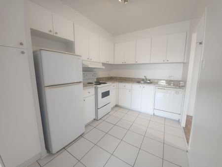 Loft à louer semi-meublé au centre-ville (chauffage inclus) - Photo 5