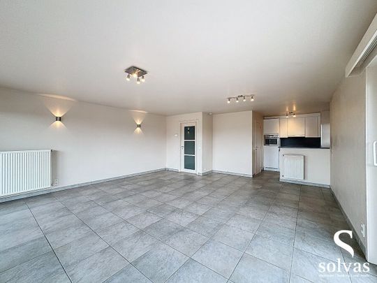 Lichtrijk appartement met gunstig EPC in het centrum van Maldegem - Photo 1