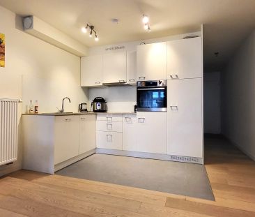 GERENOVEERD APPARTEMENT IN 2020 MET 1 SLAAPKAMER EN TERRAS, in het ... - Foto 6