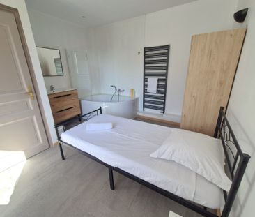 Maison mitoyenne d'un côté de 124,60 m² sur deux niveaux - Photo 2