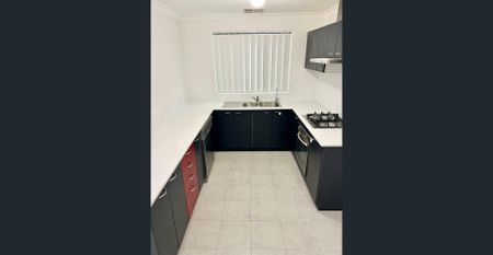 Newly renovated, in sought-after complex 15 mins walk from CBD - Photo 5