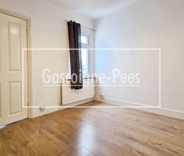 Worplesdon Road, Guildford - Photo 3