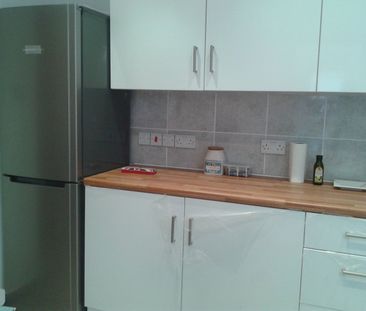 Room in a Shared Flat, Pretoria Road, N17 - Photo 4