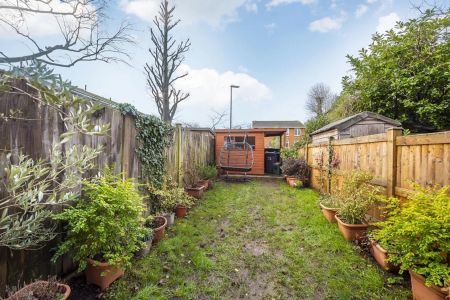 3 bedroom town house to rent - Photo 3