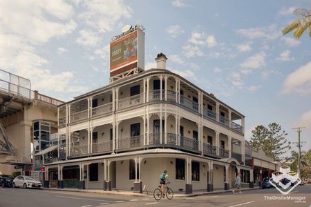 Luxury Riverside Living with Breathtaking Views - Photo 3