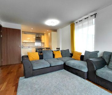 Aquarius Court, Edgware, London - Photo 2