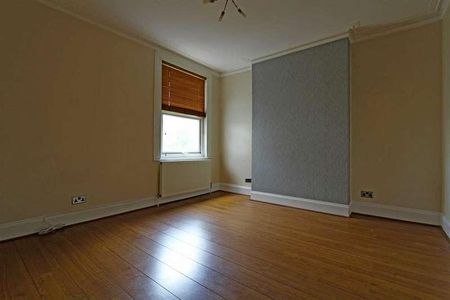 Christchurch Road, Southend On Sea, SS2 - Photo 2