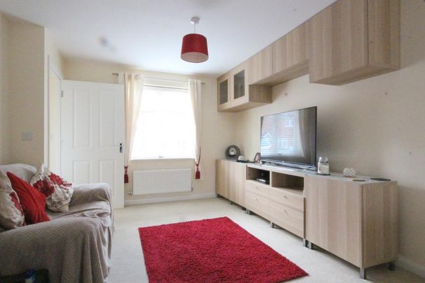 2 bedroom semi-detached house to rent - Photo 1