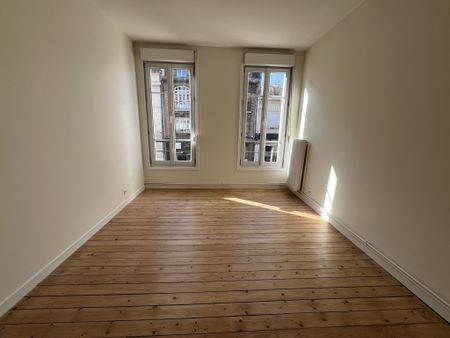 Location Appartement 4 pièces 92m² REIMS 51100 - Photo 4