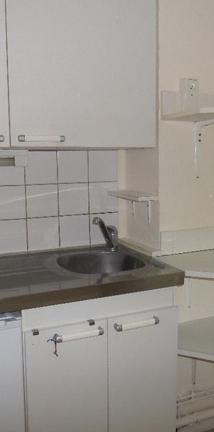 Location Appartement 1 pièce 21m² LILLE 59000 - Photo 1