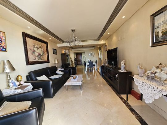 Middle Floor Apartment in Estepona - Photo 1