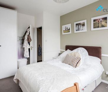 2 bedroom maisonette to rent - Photo 3