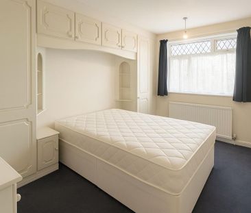 4 bedroom house share to rent - Photo 2