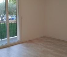 Location Appartement 4 pièces 73m² SALON DE PROVENCE 13300 - Photo 1
