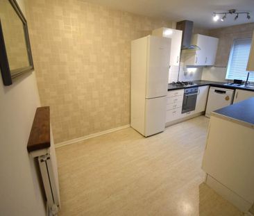 3 bedroom end of terrace house to rent - Photo 5