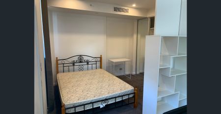 Partial Furnished One bedroom Apartment - Located in the heart of Burwood - Photo 3