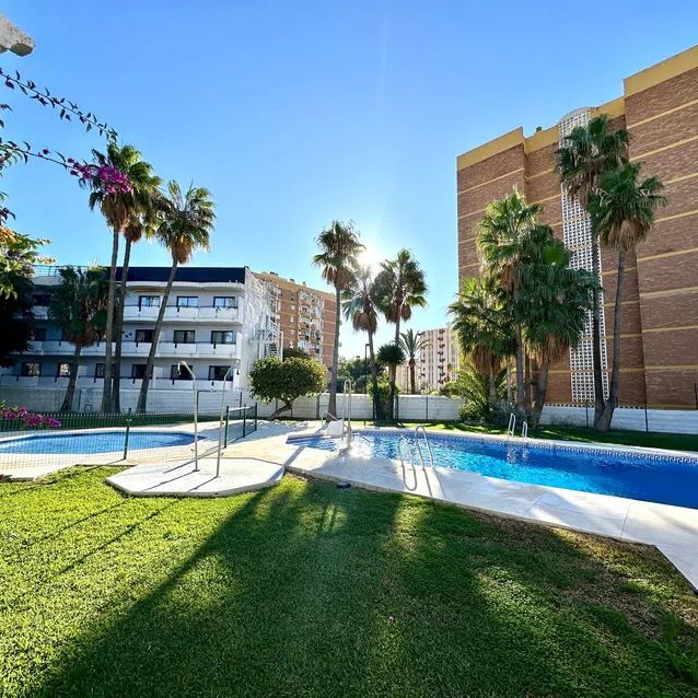 Alquiler de piso en Calle Sagitario - Photo 1