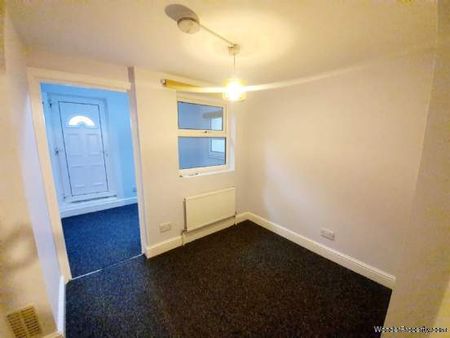 3 bedroom property to rent in London - Photo 5